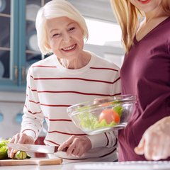 義実家のキッチンは〝姑の聖域〟嫁はどこまで手伝うのが正解なのか？