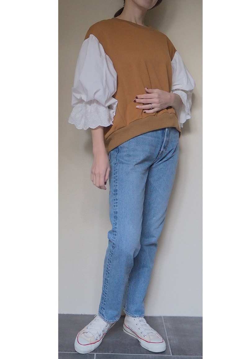  ▲生地がしっかり厚く形もキレイで、脚を美しく見せてくれる1本。トップスにデザイン性の高いものを合わせて、大人の遊び心を演出。 