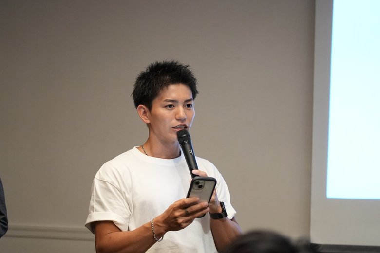河野泰佑