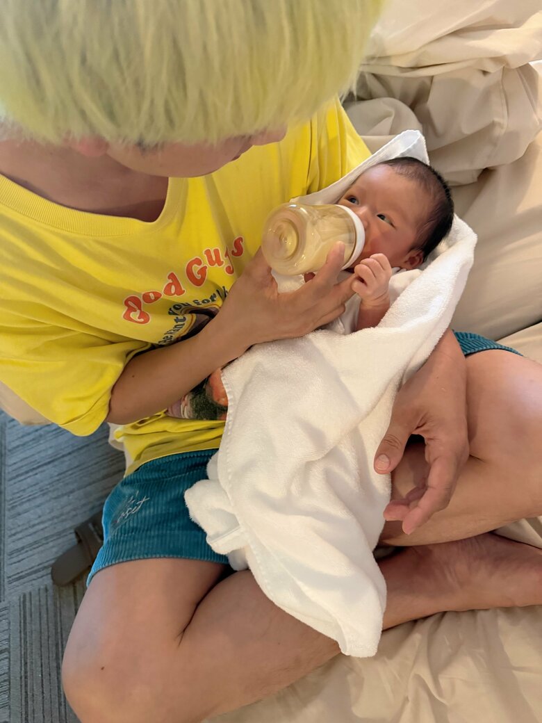 「眼差しにメロメロ」すでにイケメンなNosukeさんの息子さんとの親子ショット