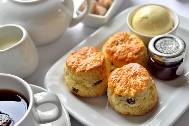 クリームティーのイメージ／PIXTA