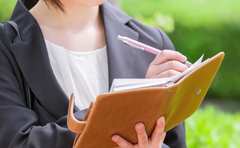 「妻と休日を合わせたいから転職」妻たちの本音は