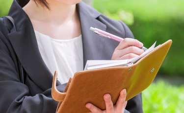 「妻と休日を合わせたいから転職」妻たちの本音は