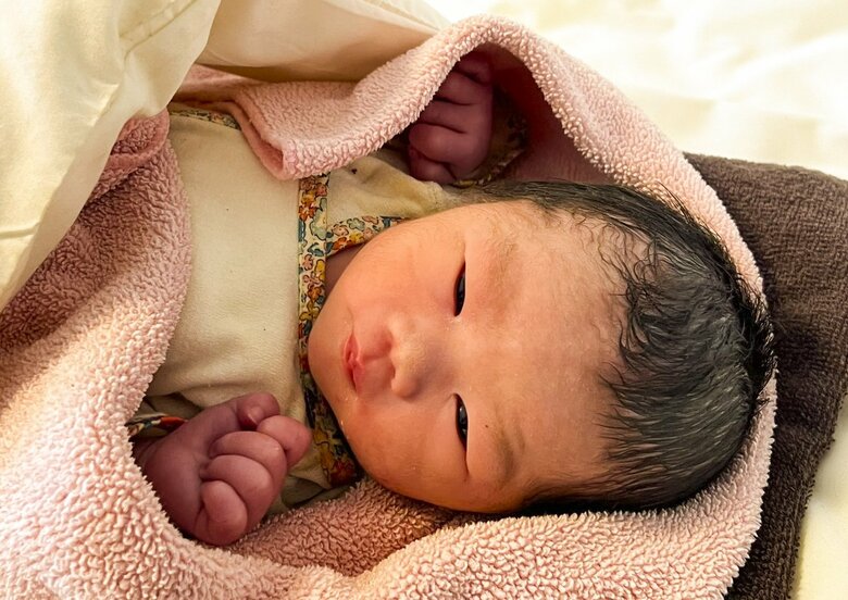 産まれたばかりのハジメさんの長女