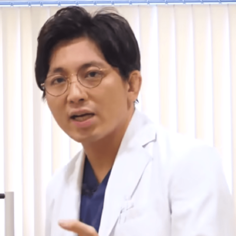 精神科医。防衛医大卒業後、病院勤務を経て、早稲田メンタルクリニックを開業。YouTubeチャンネル「精神科医がこころの病気を解説するCh」にて精神医学に関する情報を発信している。