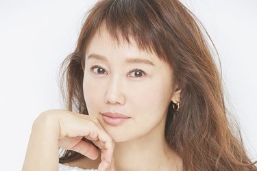 工藤夕貴「俳優ではなく歌手になりたかった」有名人の娘であることを隠して12歳でデビュー 味わった挫折と葛藤の日々