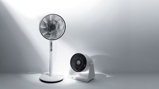 ▲実際にGreenFan C2の風を浴びると、穏やかな風なので身体が疲れにくい