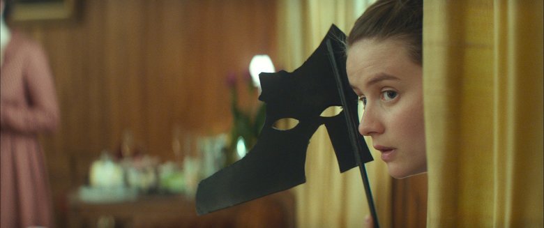 © 2016 LOIN DERRIÈRE L’OURAL - FRANCE 3 CINÉMA - RHÔNE - ALPES CINÉMA