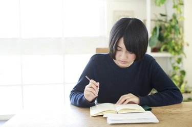 【子育てが一段落したら】再就職したい！子育て中ママにおすすめ資格5選