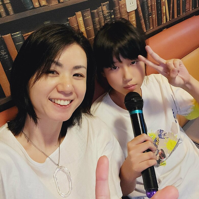 娘とカラオケを楽しむ休日