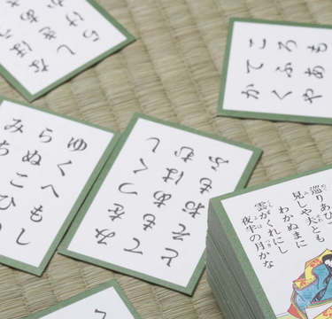 サラダ記念日に隠された嘘とは…実は唐揚げ記念日だったって本当!?