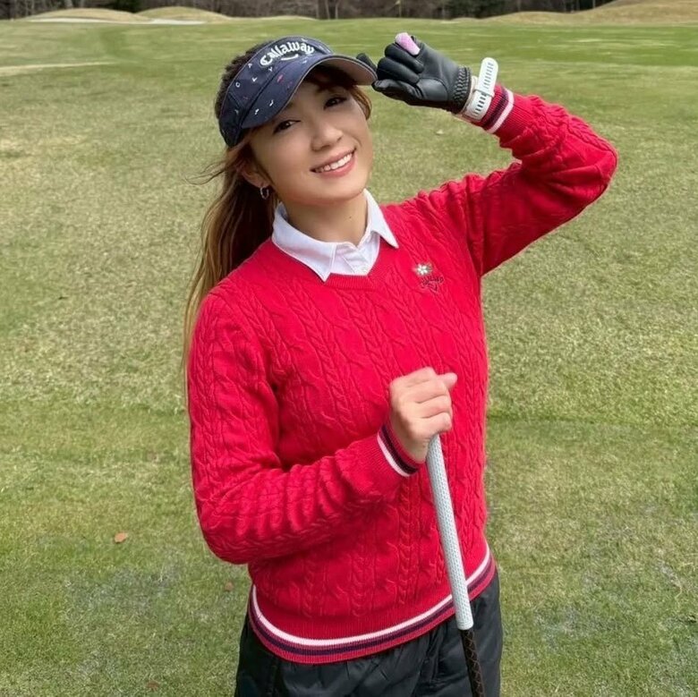 プライベートではゴルフが趣味の才木さん。父や弟ともゴルフのラウンドを回ることも。