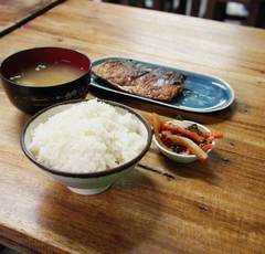 先に食べるのは申し訳ない… 旦那の帰りが遅い時は先にご飯を食べたほうがいいの？