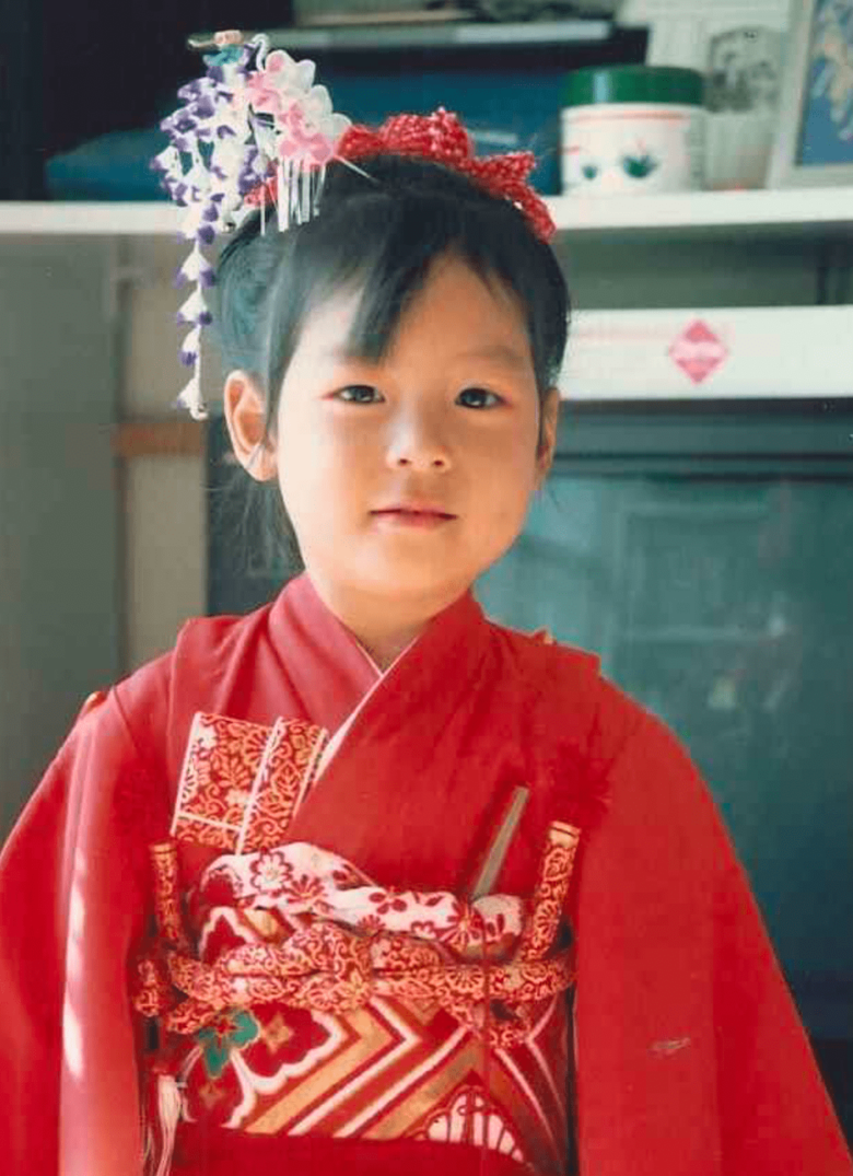 「面影ある！」七五三で赤い着物姿の相武さん