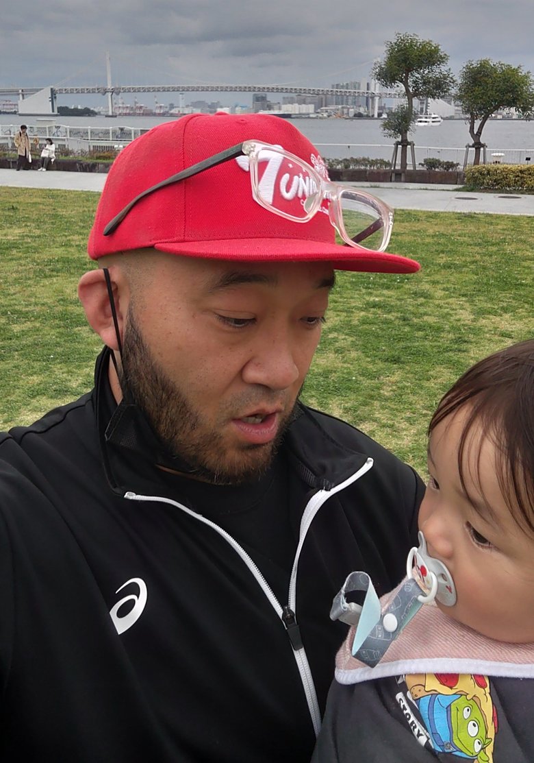 ラッパーの十影さんと息子さん