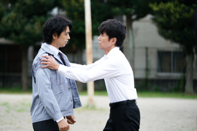 斎藤工さんは、亡き妻の弟役を演じている