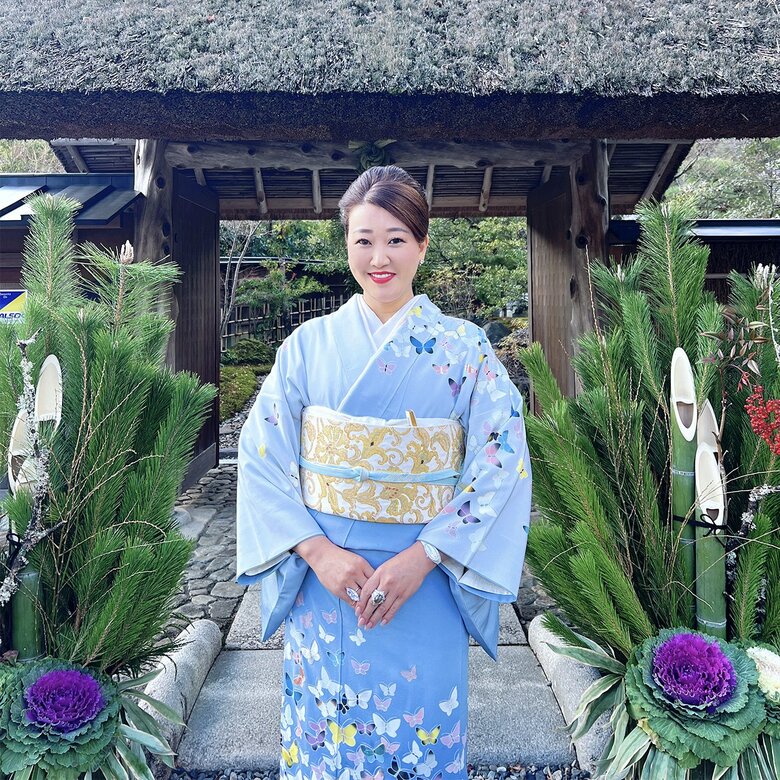 着物に身を包んだかおりさん