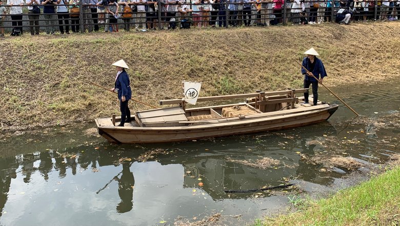 見沼通船堀の閘門開閉実演イベントの様子