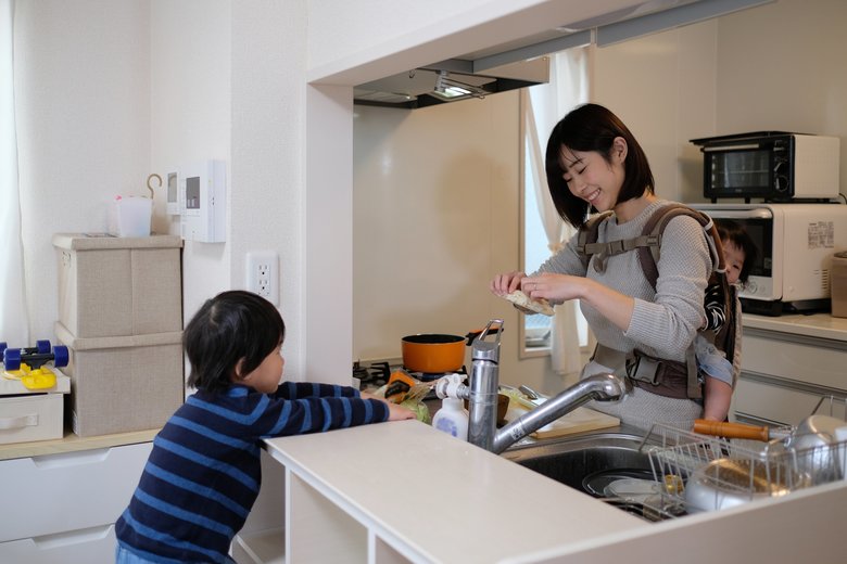 iStock.com/monzenmachi