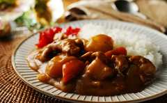 味も食感も新感覚！“中華風カレー”ってどんな味だろう？