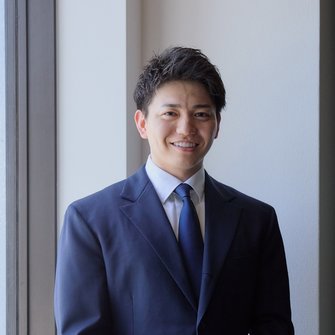 河野泰佑