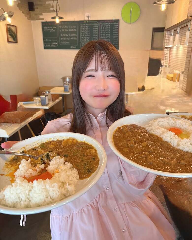 カレー30杯をぺろりとたいらげる