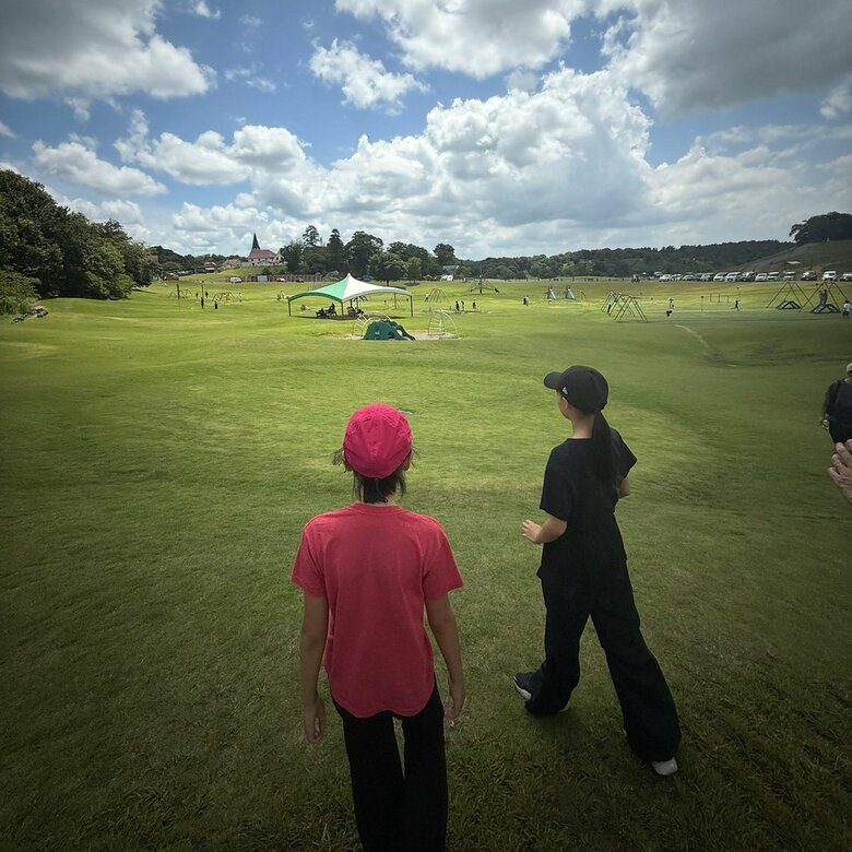 お休みの日を満喫する野波さんの娘たち