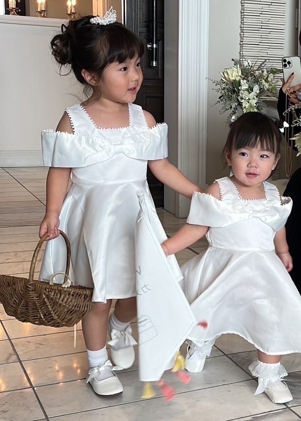 結婚式に参加する鈴木準弥選手の2人のお子さん