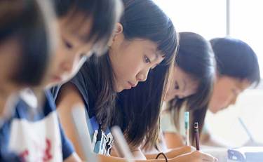 模擬試験で子どもの偏差値だけに注目する親の落とし穴