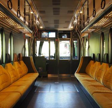 叡山電鉄を走るレトロ車両は京都観光に欠かせない