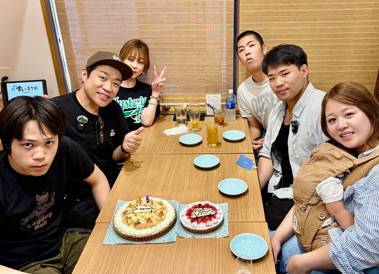 49歳の誕生日に家族全員大集合