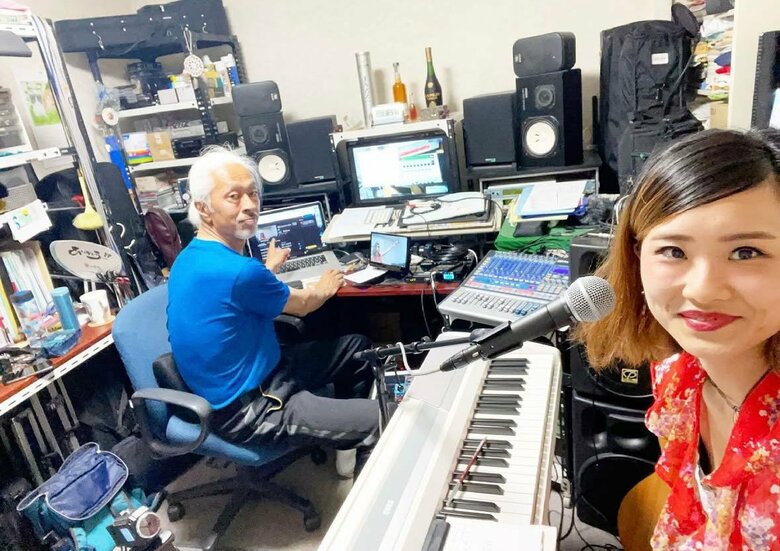 塩さんのスタジオにて