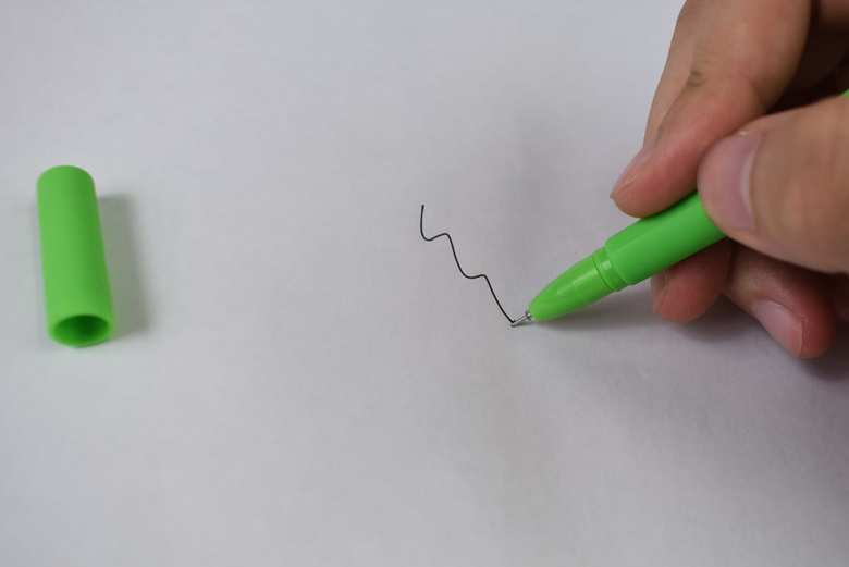 ダイソーの人気文房具「唐辛子ボールペン」の画像4