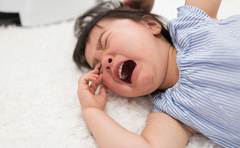 ついに来たイヤイヤ期…「イヤッ！」への対応はなにが正解？