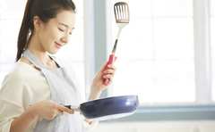 国分太一さん「やみつきになる」絶品タイ料理・コームーヤーンで夏満喫！