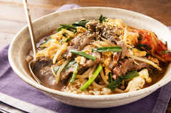 カルビクッパのレシピ「市販の焼き肉のたれで手軽に作る」