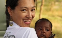 「まさか出産で命を…」5児の母 モデル・敦子が助産師を目指した理由