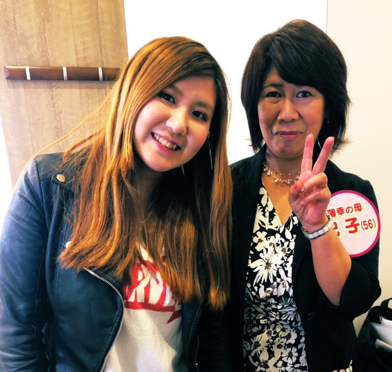 お母様と（2018年）