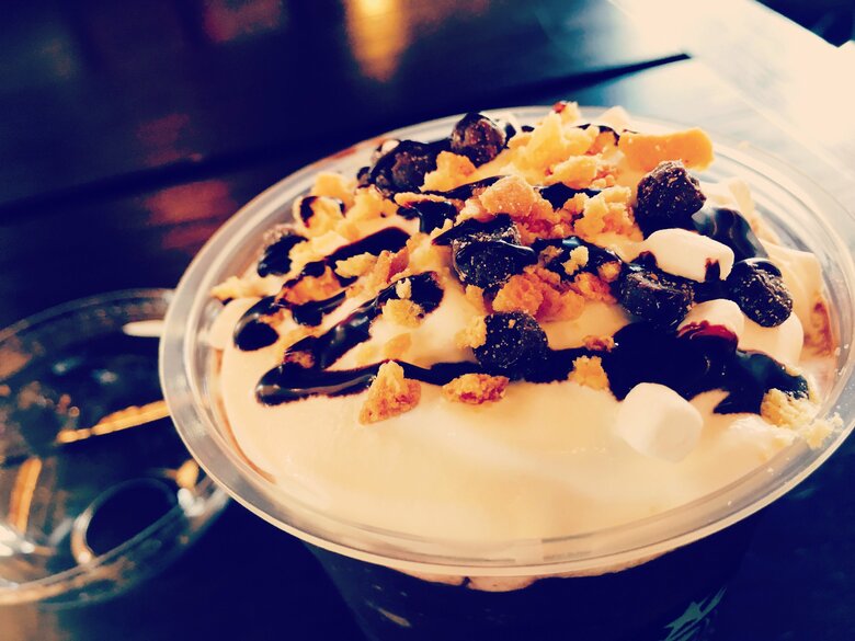 初めて飲んだ時に衝撃を受けたスモアフラペチーノ。この1杯からフラペチーノ山口さんのスタバ通いが始まった