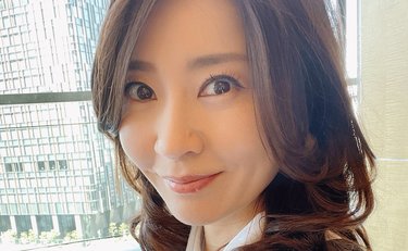 脳の動脈瘤が見つかった川村ひかる（44）「結婚後には夫の不妊が発覚」苦しみを幸福に変えた心の持ち方