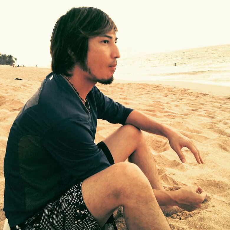 珍しく私服ショットのミニタニさん、2017年ロサンゼルスにて