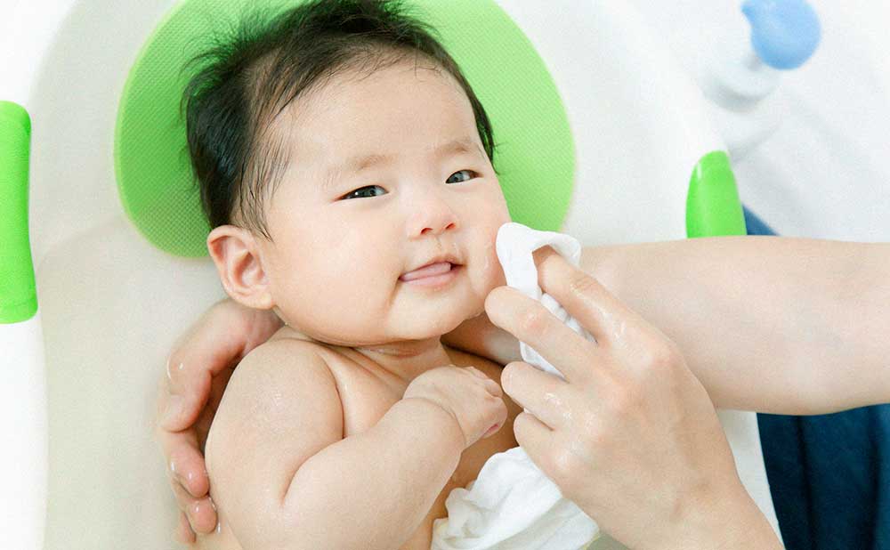 赤ちゃんに ベビーソープ はいつまで使う 切り替えのタイミングは Chanto Web 赤ちゃんに ベビーソープ はいつまで使う 切り替えのタイミングは Chanto Web