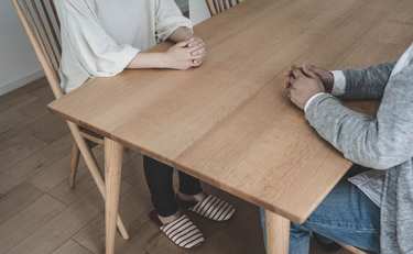 トイレの蓋を閉めない夫を改心させる意外な交渉術