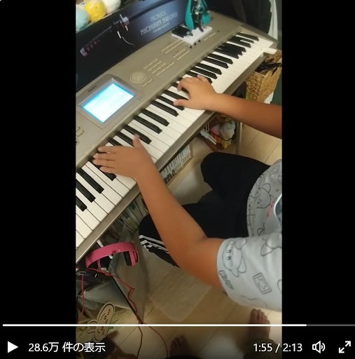 大好きなナユタン星人の曲を練習中の息子さん