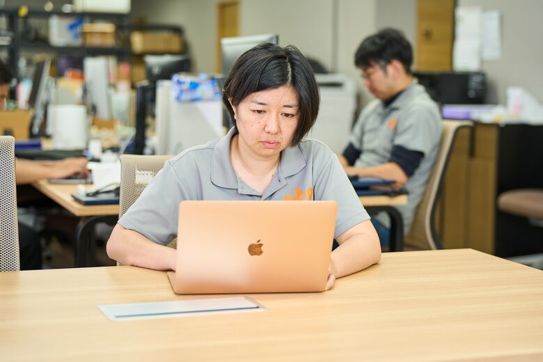 ワーママとして二人の子どもを育てながら、社長業を行っている