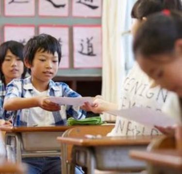 授業参観のイマドキ小学校事情「回数多過ぎ・服装どうする？」