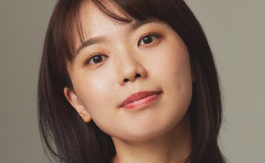 「しこり7cmで乳がん宣告」俳優・徳留歌織が語る乳房再建と家族の支え