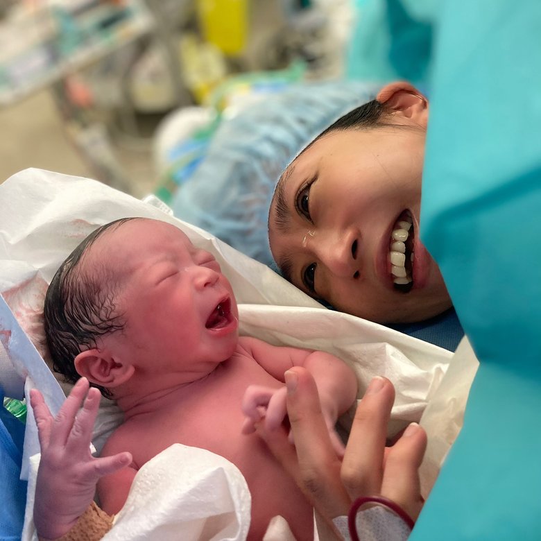 Maiさんが長男を無事出産したときの様子