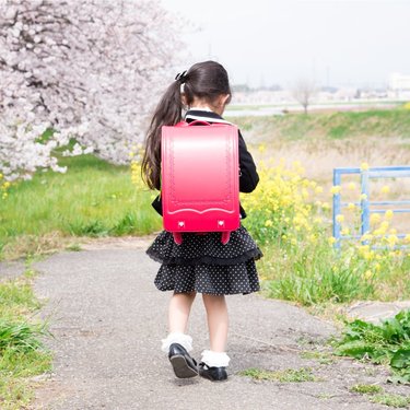 小学生の登校時間より出勤が早い共働きママは〝小1の壁〟にどう対処した？