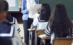 学校プリントに無関心な夫…「ママの仕事となぜ決めつける」